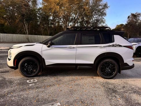 New 2026 Mitsubishi Outlander AWD image 4