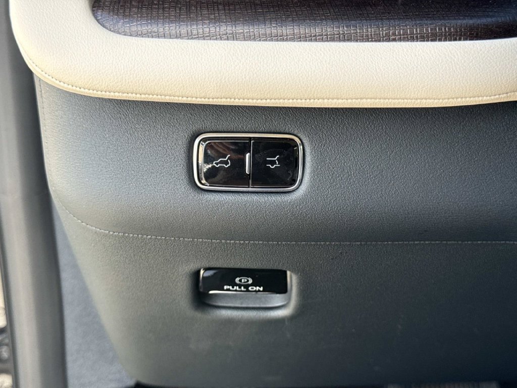 New 2027 Lincoln Navigator Reserve AWD/4WD image 34