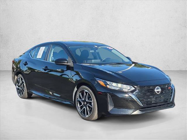 Used 2025 Nissan Sentra SR FWD image 3