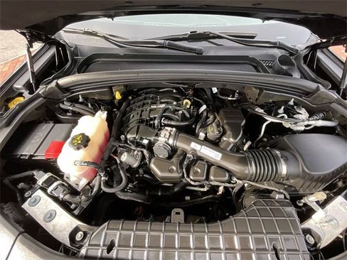 Used 2023 Jeep Grand Cherokee Limited w/ Luxury Tech Group II image 25