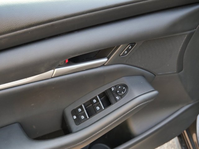Used 2023 MAZDA MAZDA3 s FWD image 14