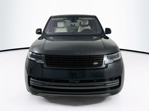 Used 2023 Land Rover Range Rover SE AWD/4WD image 2