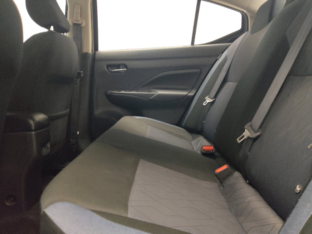 Used 2025 Nissan Versa SV FWD image 18