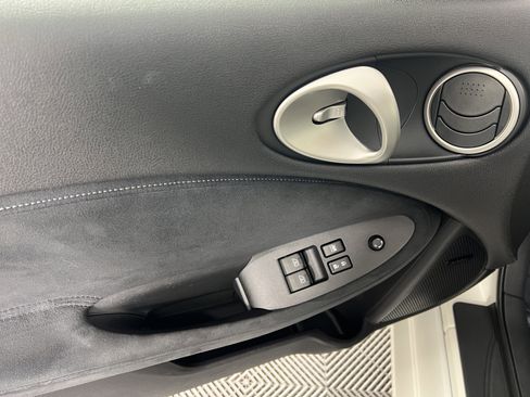 Used 2012 Nissan 370Z Touring w/ Sport Pkg image 22