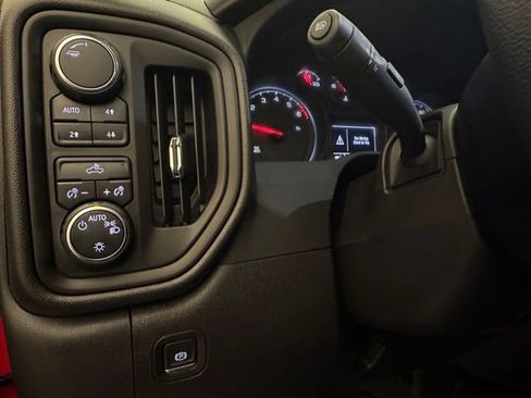 Used 2024 Chevrolet Silverado 1500 Custom Trail Boss image 6