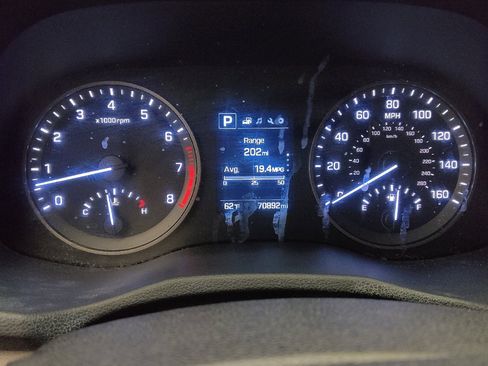 Used 2018 Hyundai Tucson Value w/ Cargo Package FWD image 23