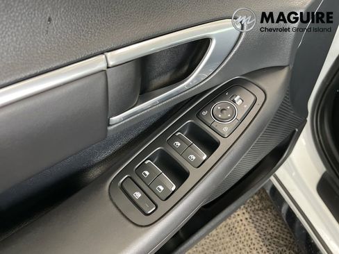 Used 2022 Hyundai Sonata SEL w/ Cargo Package image 4