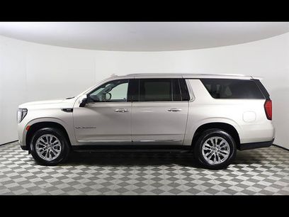 Used 2023 GMC Yukon XL SLT w/ SLT Premium Package