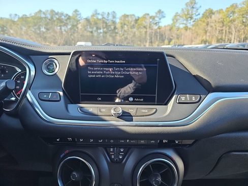 Used 2020 Chevrolet Blazer LT image 27