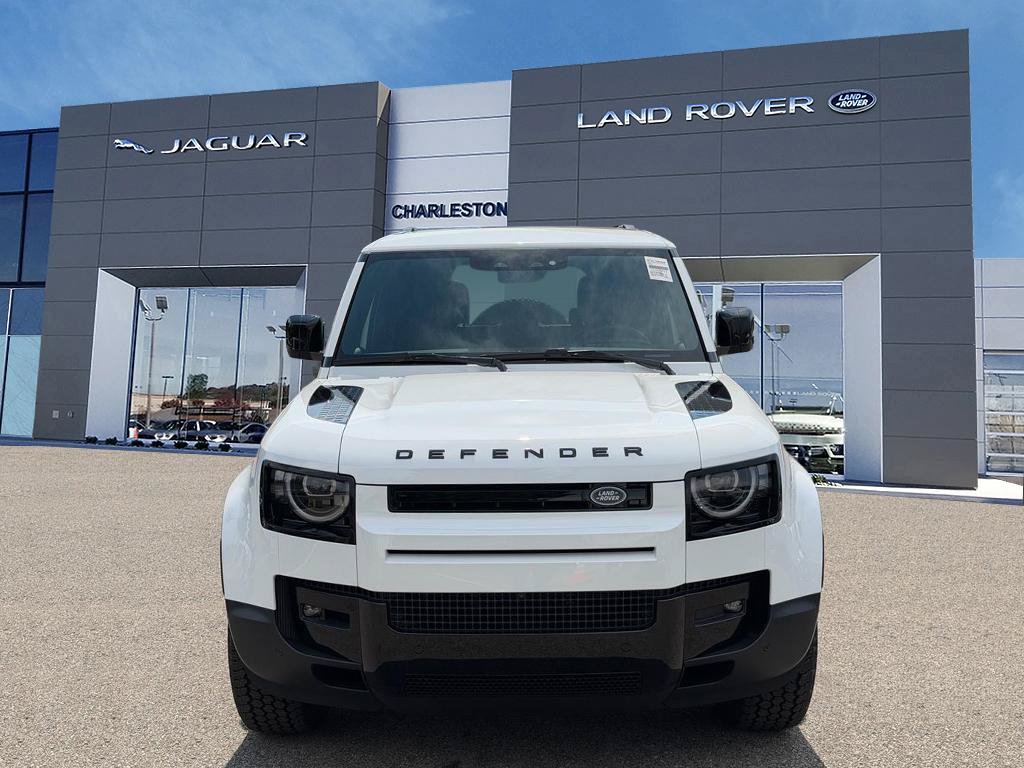 New 2026 Land Rover Defender 110 S AWD/4WD image 8