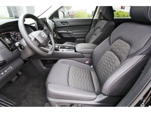New 2026 Nissan Pathfinder SV FWD image 6