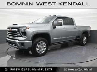Used 2024 Chevrolet Silverado 2500 High Country w/ Technology Package AWD/4WD video 1