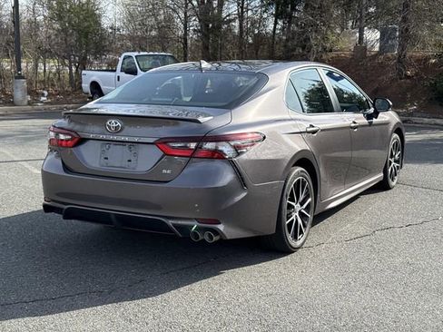 Used 2023 Toyota Camry SE w/ Cold Weather Package image 2