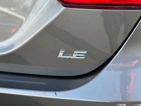 Certified 2020 Toyota Camry LE image 14