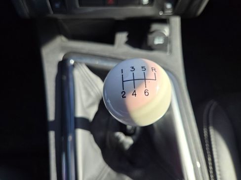 Used 2009 Dodge Challenger SRT8 w/ SRT Option Group II image 11