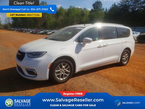 Used 2022 Chrysler Pacifica Touring image 1