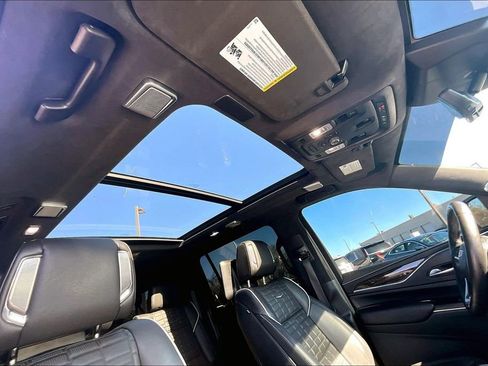 Certified 2024 Cadillac Escalade ESV Sport Platinum w/ LPO, Floor Liner Package image 28