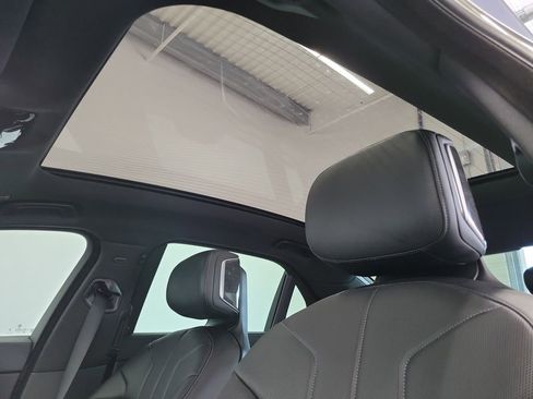 Used 2025 BMW 740i RWD image 18
