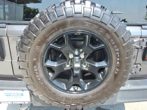 Used 2021 Jeep Wrangler Unlimited Sport AWD/4WD image 27