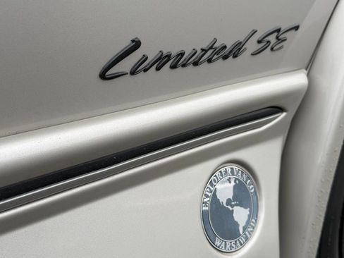 Used 2022 Chevrolet Express 2500 Extended w/ Enhanced Convenience Package image 7