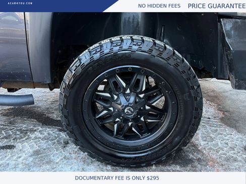 Used 2010 Chevrolet Silverado 2500 LT w/ Interior Plus Package image 18