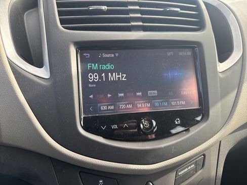 Used 2015 Chevrolet Trax LS w/ LPO, Protection Package image 9