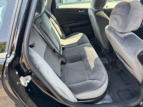 Used 2014 Chevrolet Impala LT w/ LT Sunroof Package image 14