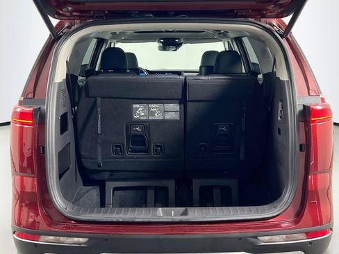 Used 2023 Kia Carnival SX Prestige FWD image 27