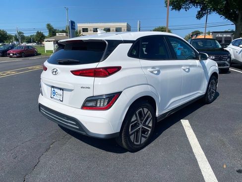 Used 2023 Hyundai Kona Limited w/ Cargo Package FWD image 23