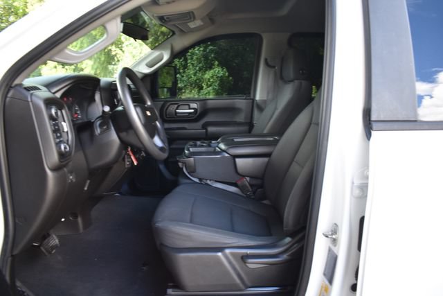Used 2022 Chevrolet Silverado 2500 Custom w/ Custom Convenience Package AWD/4WD image 10