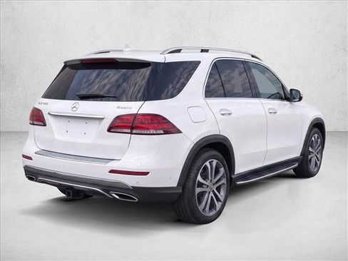 Used 2019 Mercedes-Benz GLE 400 4MATIC image 7