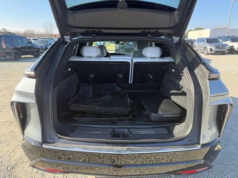 Certified 2024 Cadillac Lyriq Luxury image 13