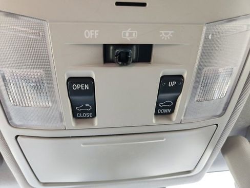 Used 2017 Toyota RAV4 XLE image 28