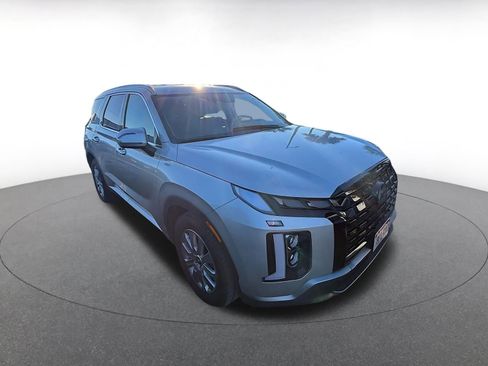 Used 2025 Hyundai Palisade SEL image 2