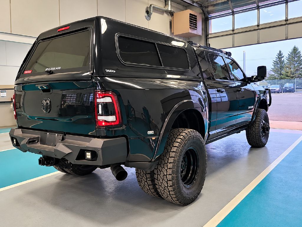 Used 2020 RAM 3500 Limited AWD/4WD image 3