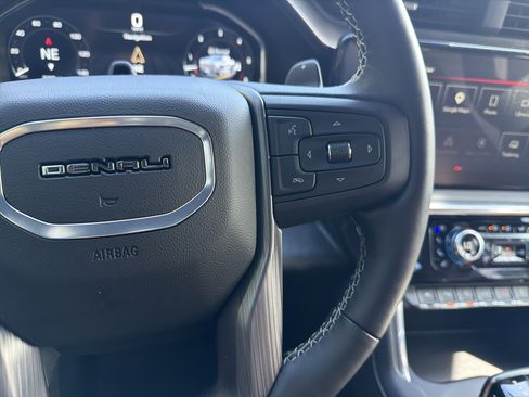 Used 2025 GMC Sierra 1500 Denali Ultimate image 20