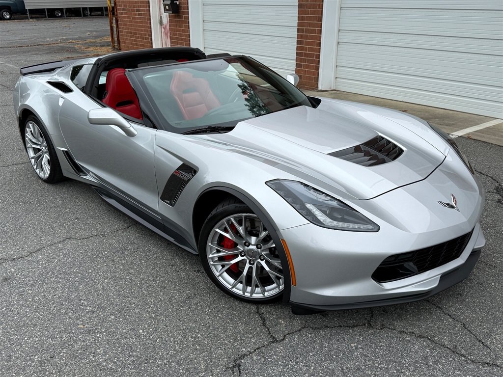 Used 2018 Chevrolet Corvette Z06 w/ Battery Protection Package RWD image 32