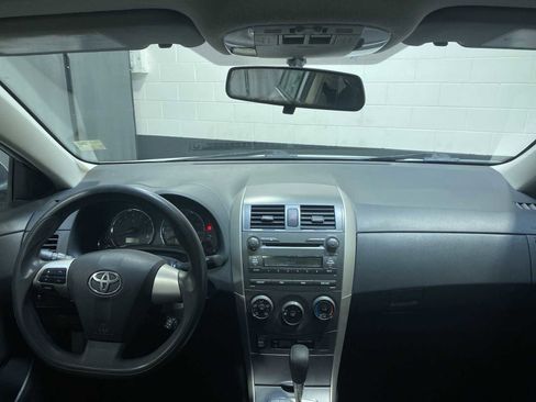 Used 2011 Toyota Corolla S image 10