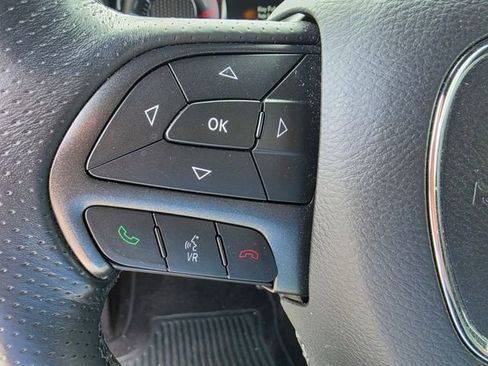 Used 2017 Dodge Challenger R/T Plus image 18