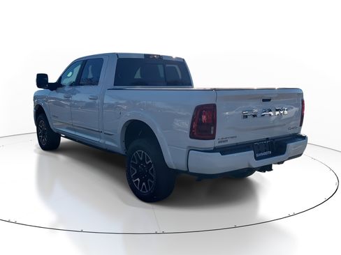Used 2025 RAM 3500 Limited AWD/4WD image 4