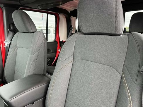 New 2025 Jeep Gladiator Sport AWD/4WD image 25
