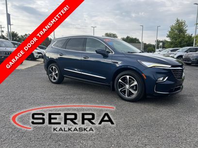 Used 2022 Buick Enclave Essence w/ LPO, Touring Package