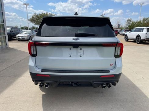 New 2026 Ford Explorer ST w/ Sun And Sound Package AWD/4WD image 6