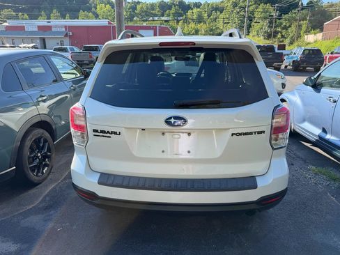 Used 2018 Subaru Forester 2.5i Premium AWD/4WD image 5