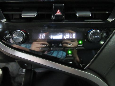 Used 2023 Toyota Camry LE FWD image 22