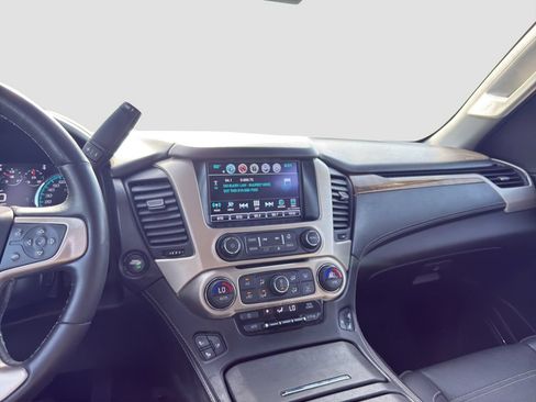 Used 2017 GMC Yukon Denali w/ Open Road Package AWD/4WD image 15