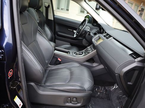 Used 2018 Land Rover Range Rover Evoque HSE AWD/4WD image 40
