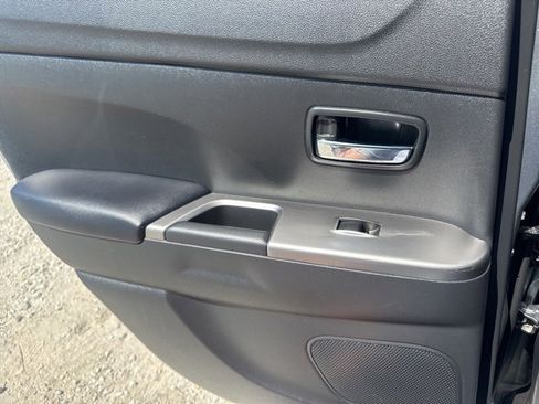 Used 2024 Mitsubishi Outlander Sport SE image 22