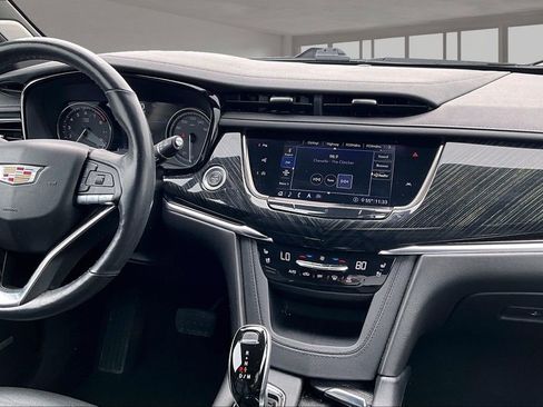 Used 2020 Cadillac XT6 Premium Luxury AWD/4WD image 7
