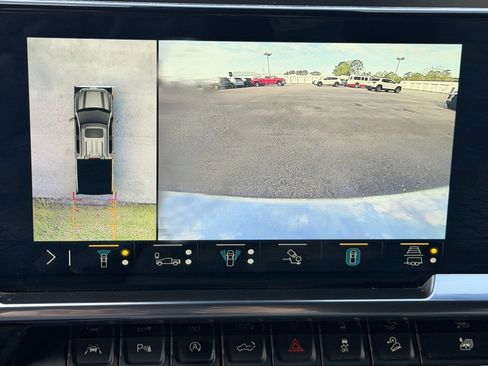 Used 2023 GMC Sierra 1500 SLT w/ SLT Premium Plus Package image 16